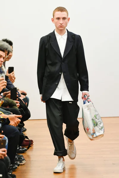 Look 45
